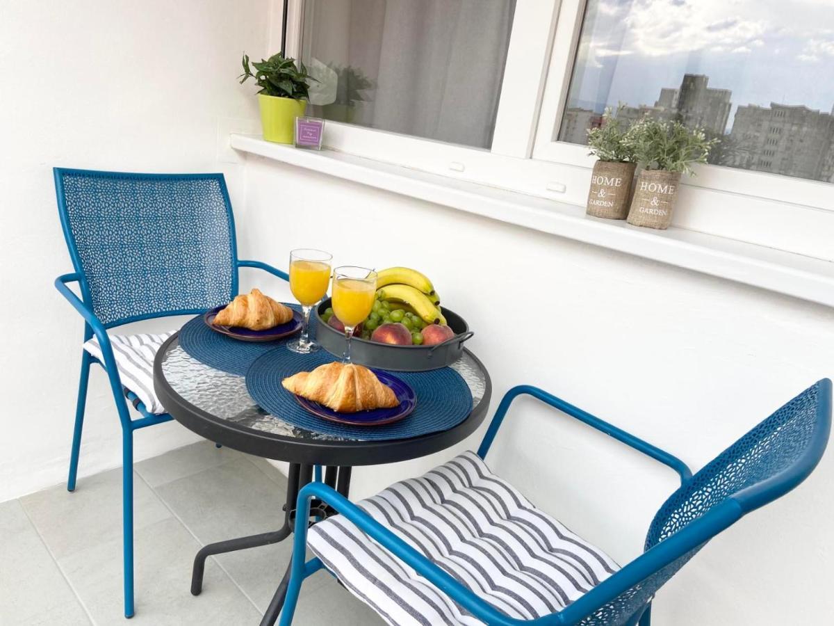 Sunny Apartment In Рийека Екстериор снимка